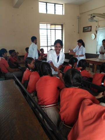 Experiment demonstration in  S. M. S. English medium High School, Brahmavar