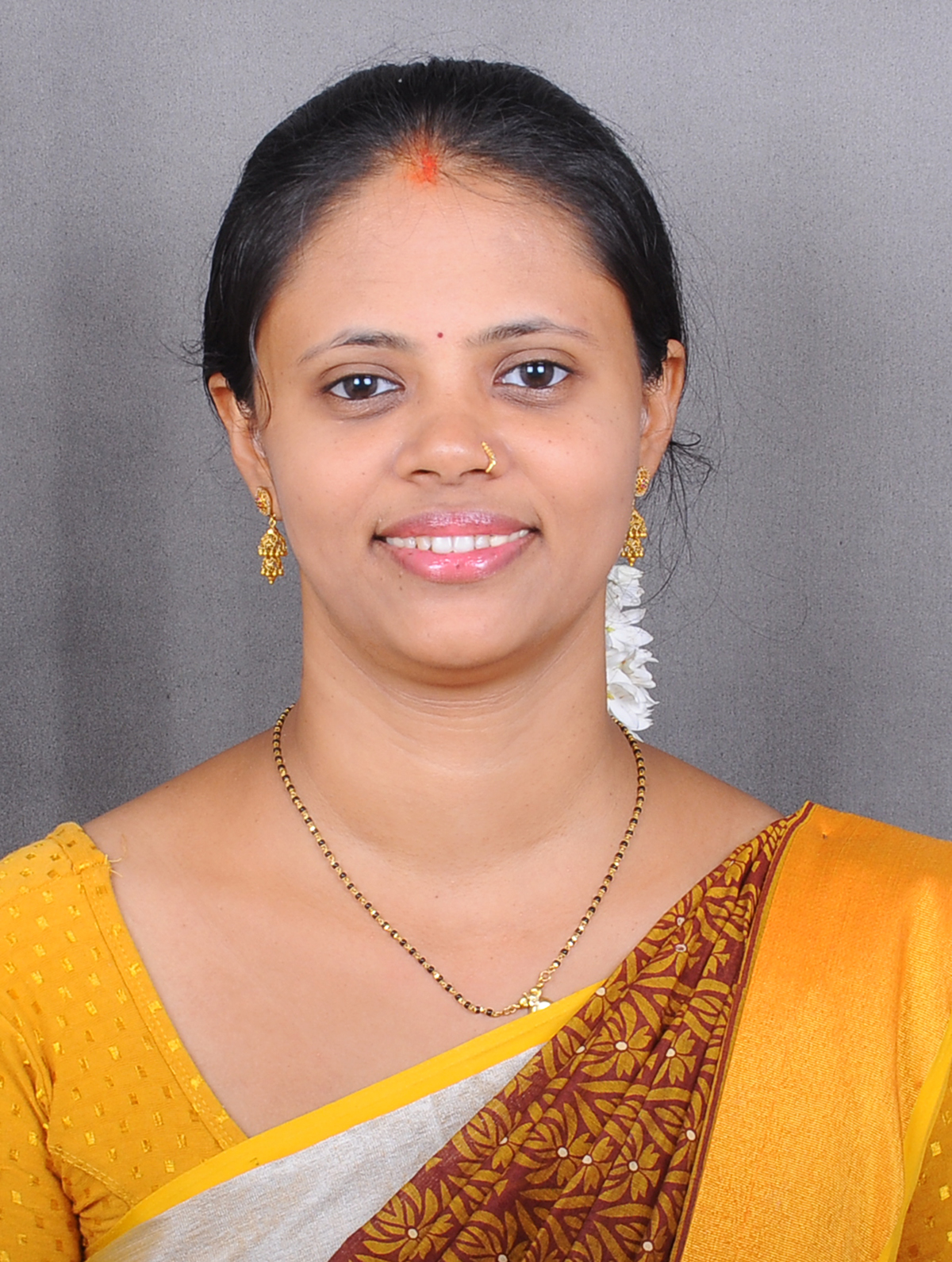 Dr.Kamalakshi K